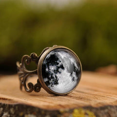 Full Moon Filigree Ring