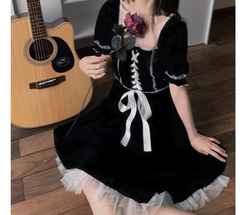 Raven Lace Gothic Dress (Plus Size)